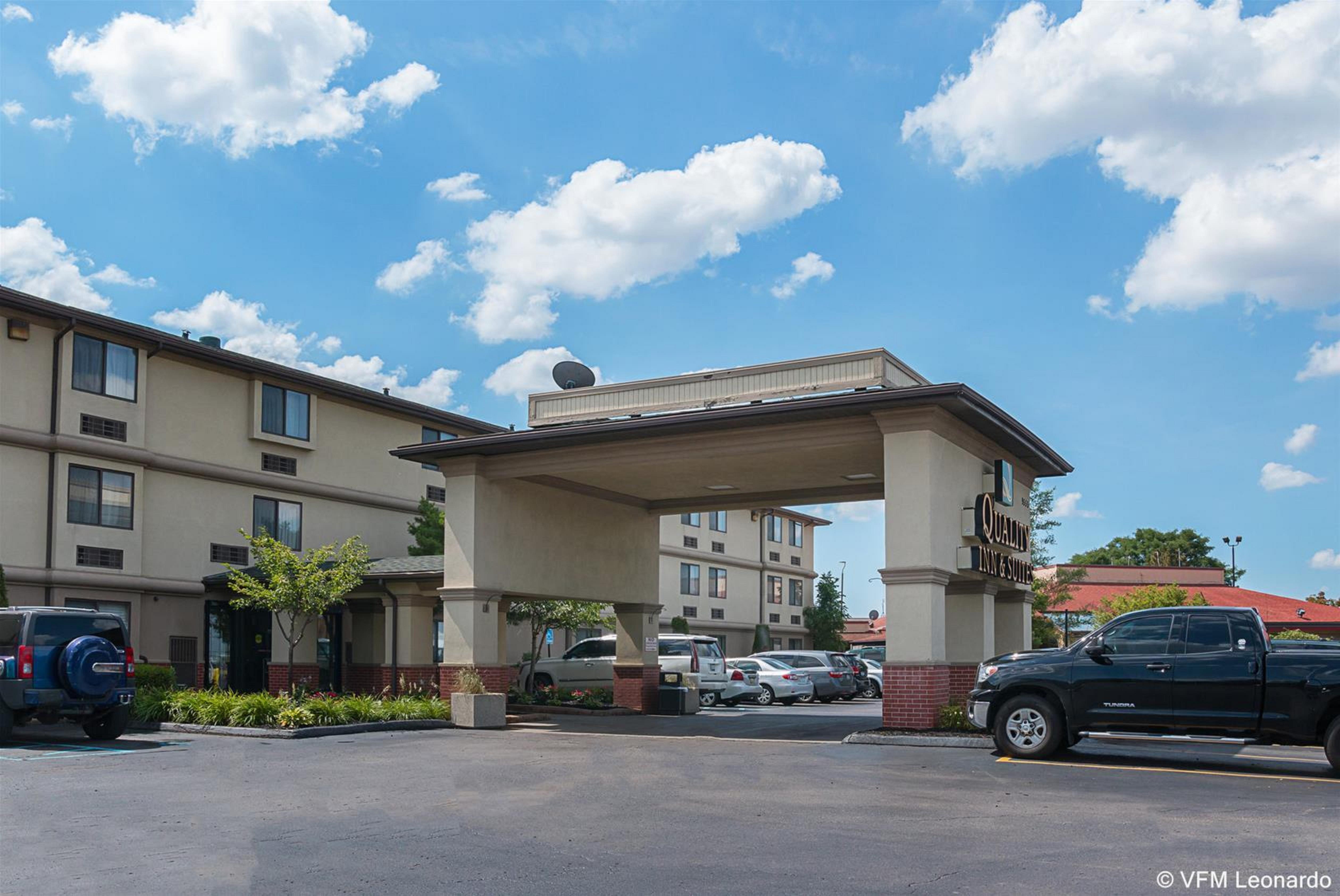 Quality Inn & Suites Detroit Metro Airport Romulus Εξωτερικό φωτογραφία