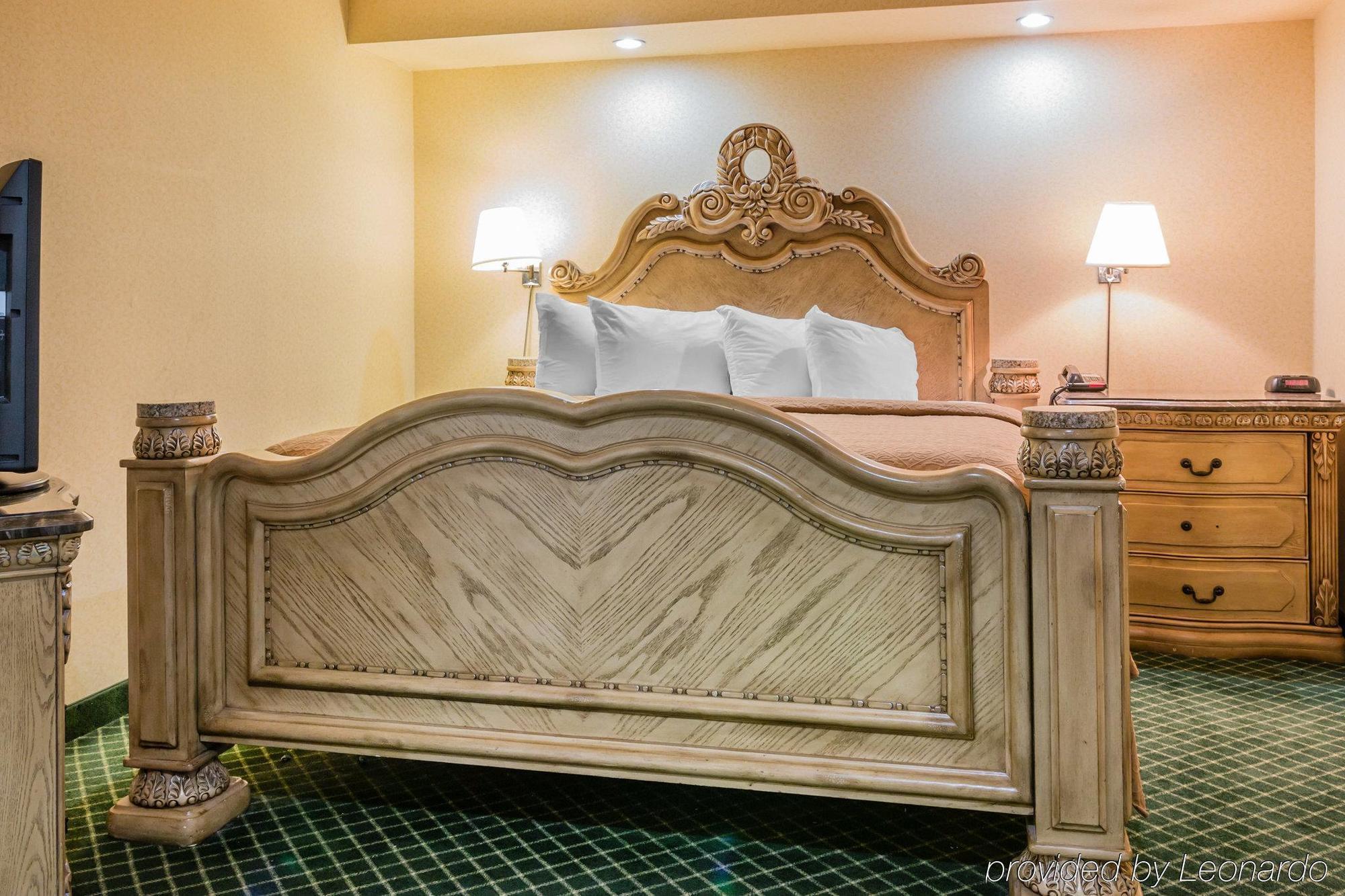 Quality Inn & Suites Detroit Metro Airport Romulus Εξωτερικό φωτογραφία